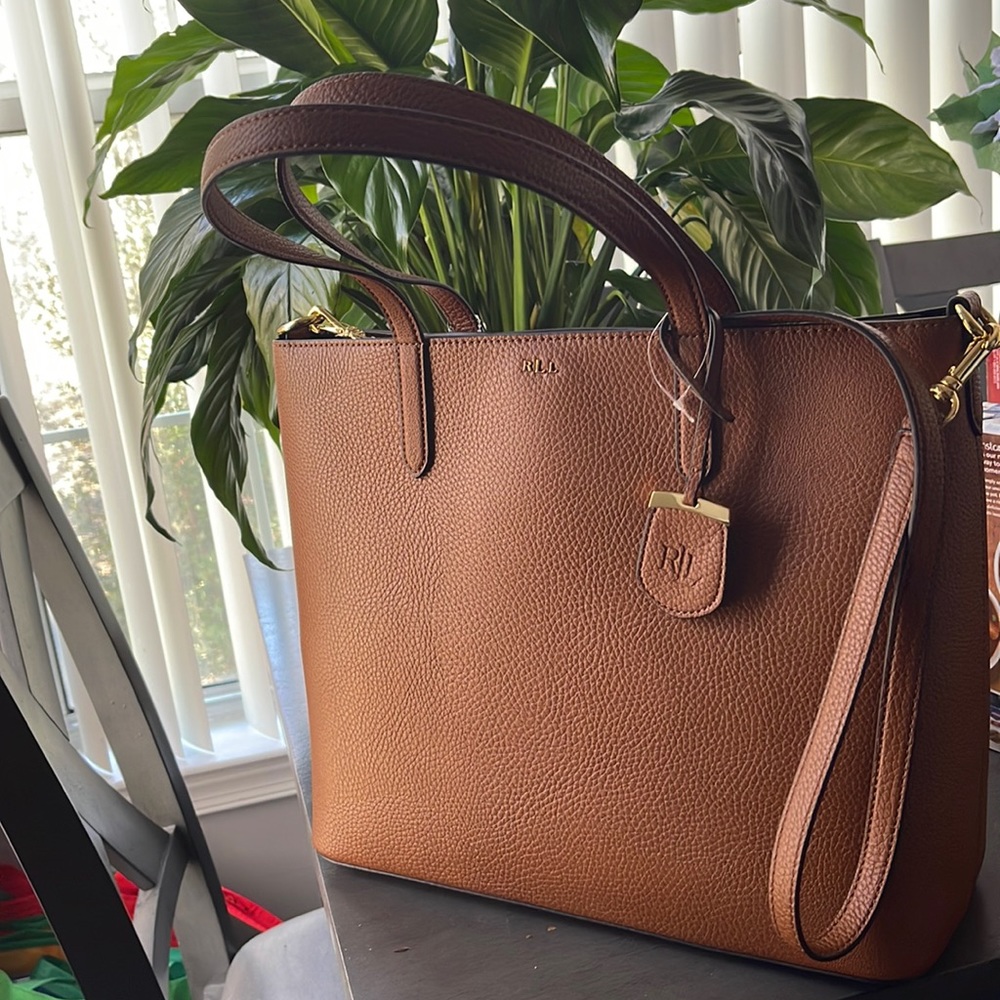 RALPH LAUREN RLL BAG One LARGE POCKET INSIDE BRAND NEW!